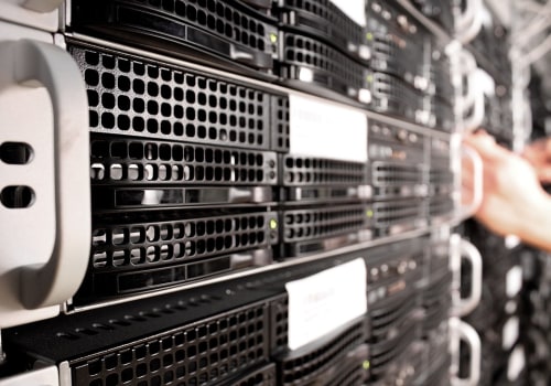 The Difference Between a Virtual Private Network (VPN) and a Virtual Private Server (VPS)